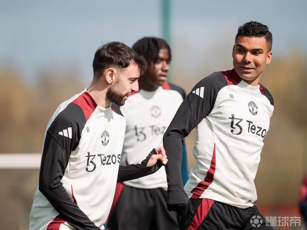 曼联主教练训练球员备战国际比赛