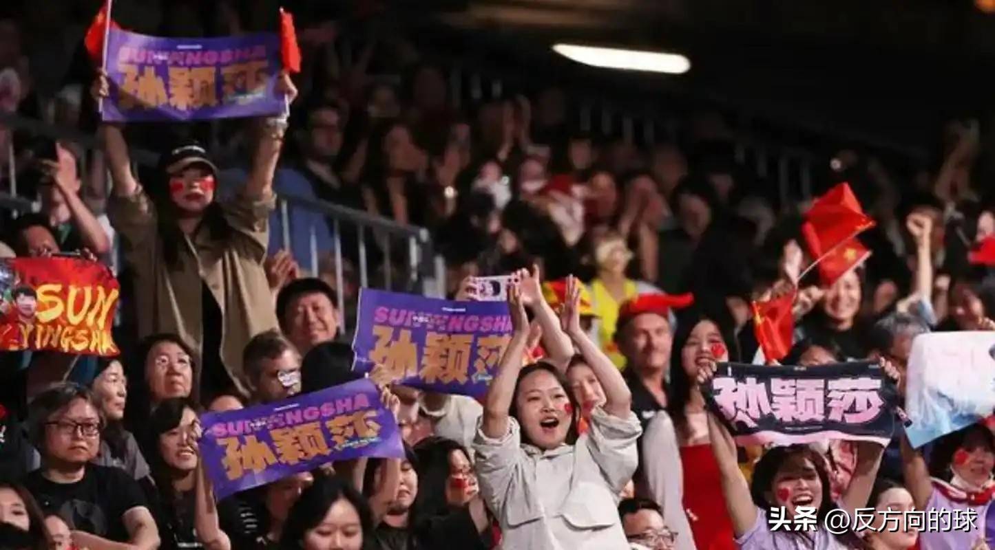 新秀球员表现出众,获得球迷支持 新秀球员表现出众,获得球迷支持