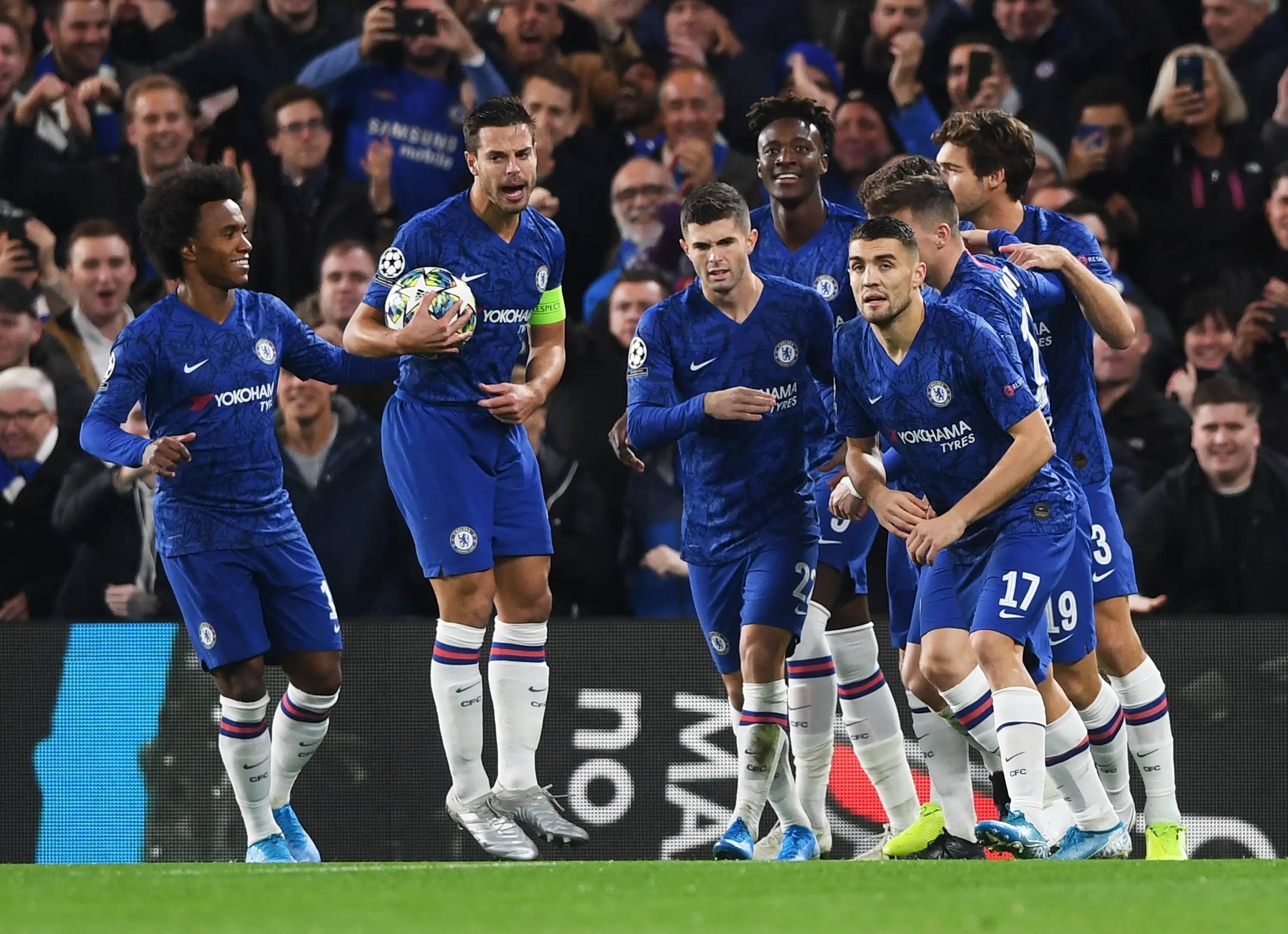 切尔西客场逆转，晋级淘汰赛