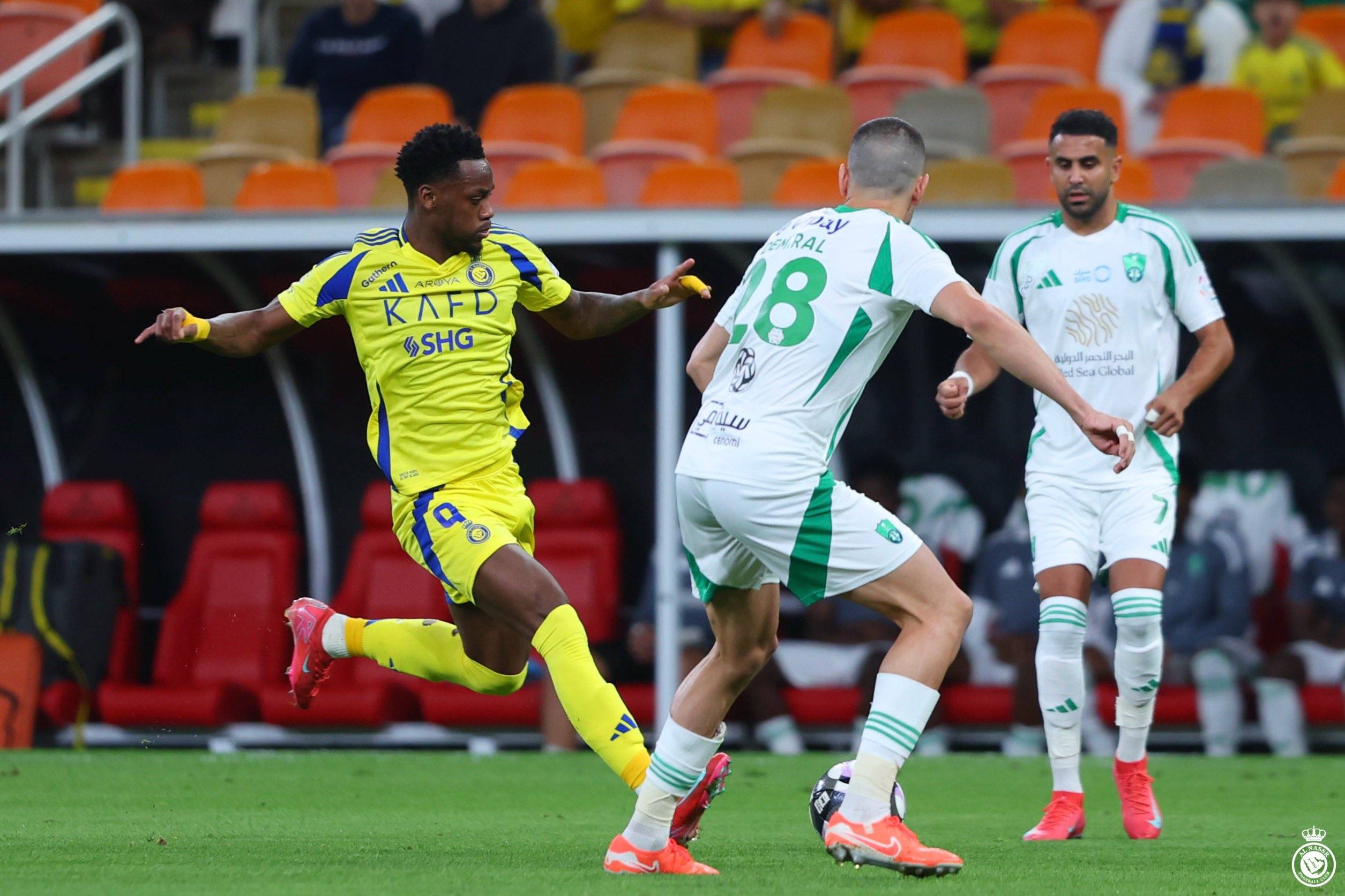 包含西欧球员技压群雄,豪取胜利的词条 包含西欧球员技压群雄,豪取胜利的词条