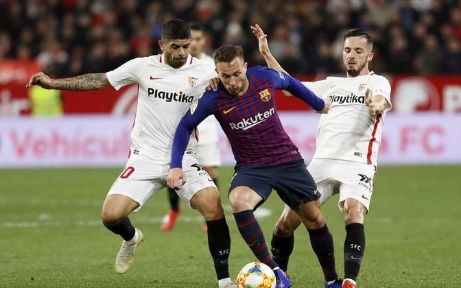 开云APP-巴萨主场战平皇家社会，梅西梅开二度破门