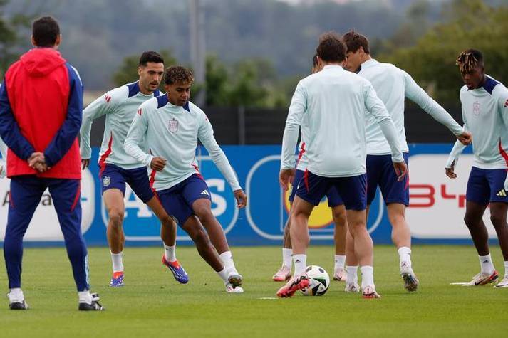 汉堡队将和柏林赫塔交锋,谁将在主场取得优势? 汉堡队将和柏林赫塔交锋,谁将在主场取得优势?