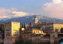 开云体育官网-包含格拉纳达突破困境，一场胜利点燃希望的词条