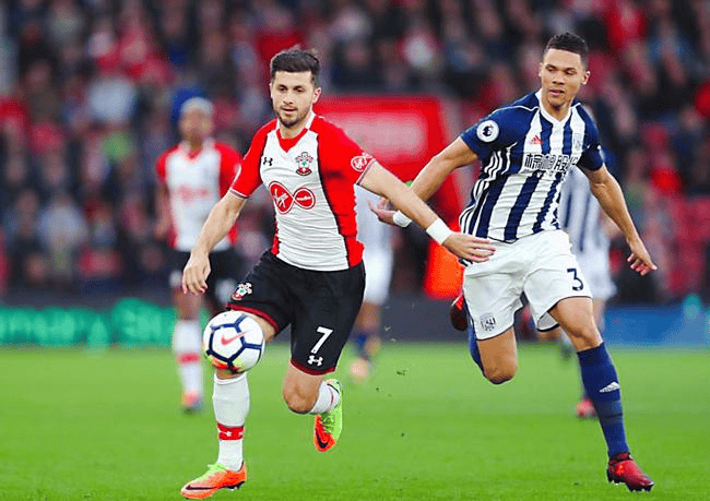 利物浦主场战胜莱切斯特城，继续领跑英超榜首的简单介绍