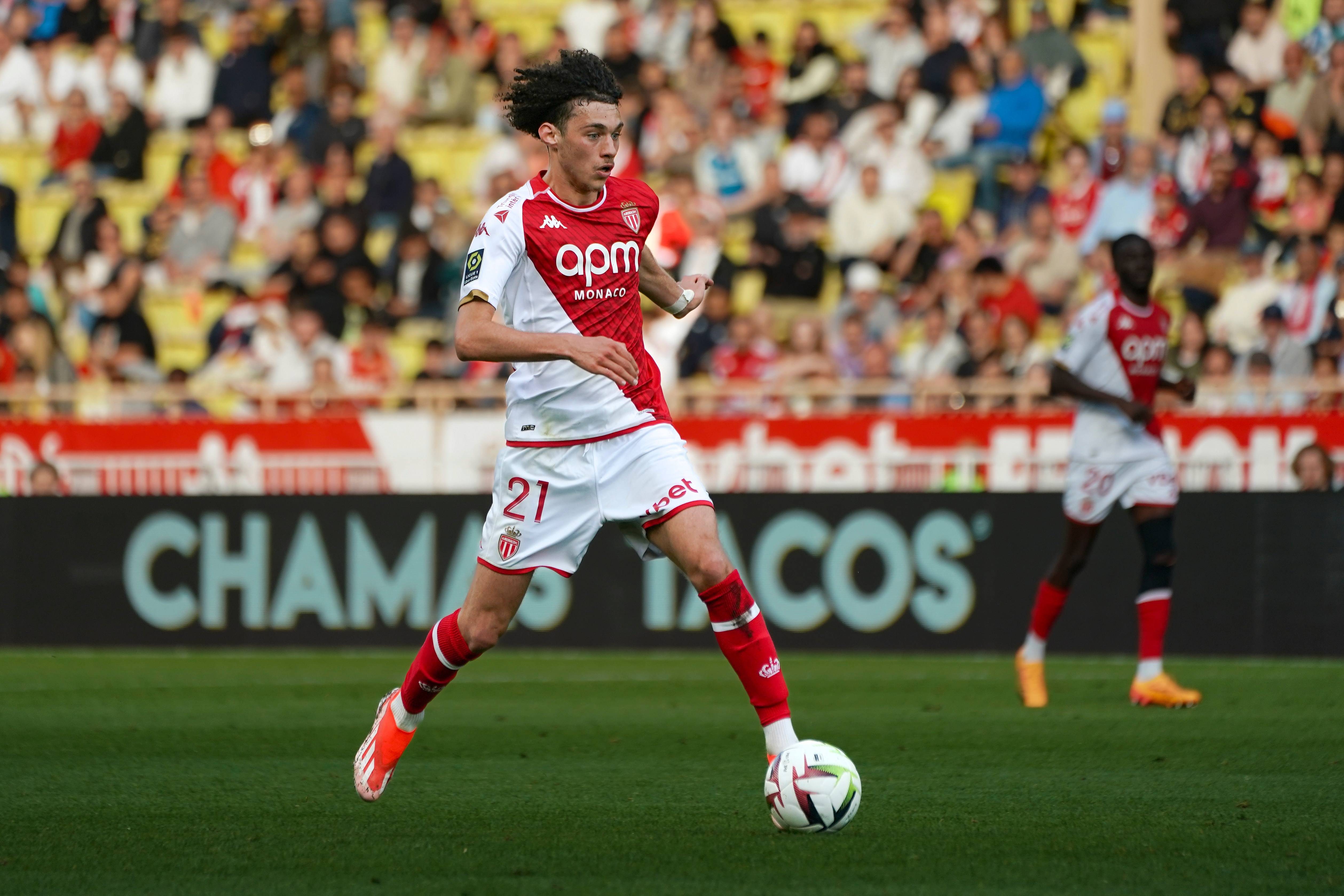 里尔主场绝杀,法甲升班马立下赫赫战功的简单介绍 里尔主场绝杀,法甲升班马立下赫赫战功的简单介绍