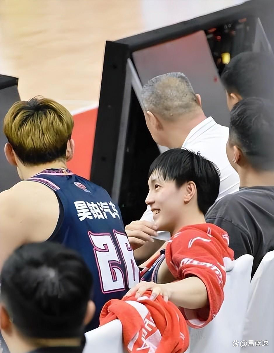 关于广东宏远不敌新疆队告负，遭遇三连败的信息