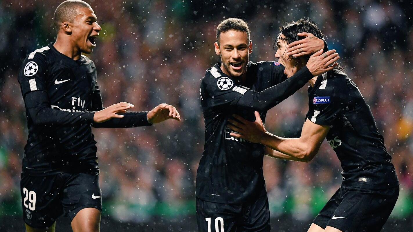 巴萨鏖战瑞士，马丁内利高光表现的简单介绍